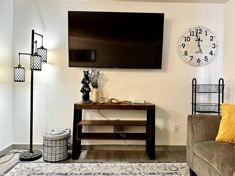 Comfortable 2Br Apt Central Fairbanks Luaran gambar